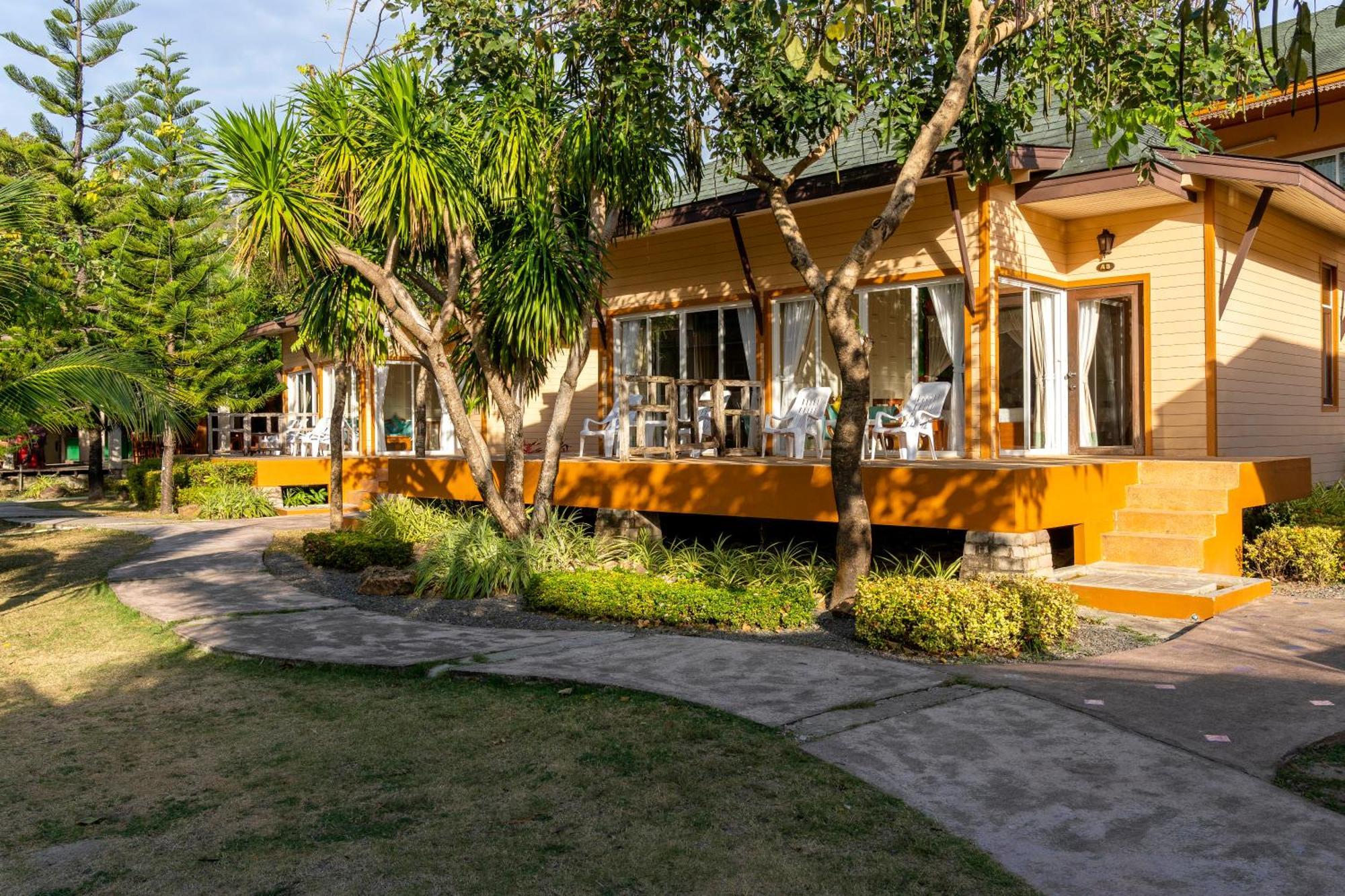 Coconut Beach Resort, Koh Chang Bilik gambar